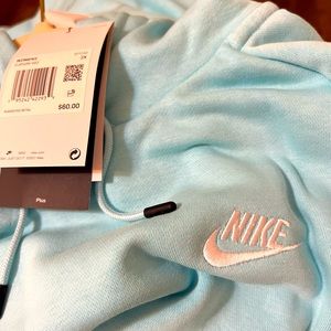 Plus Size 2X NIKE Hoodie (part of a 2 piece has matching pants) NWT